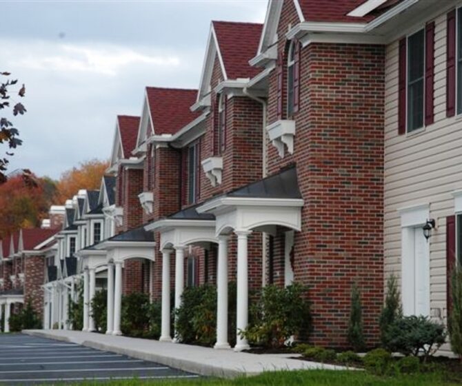 M&M Apartments – Highland Grant